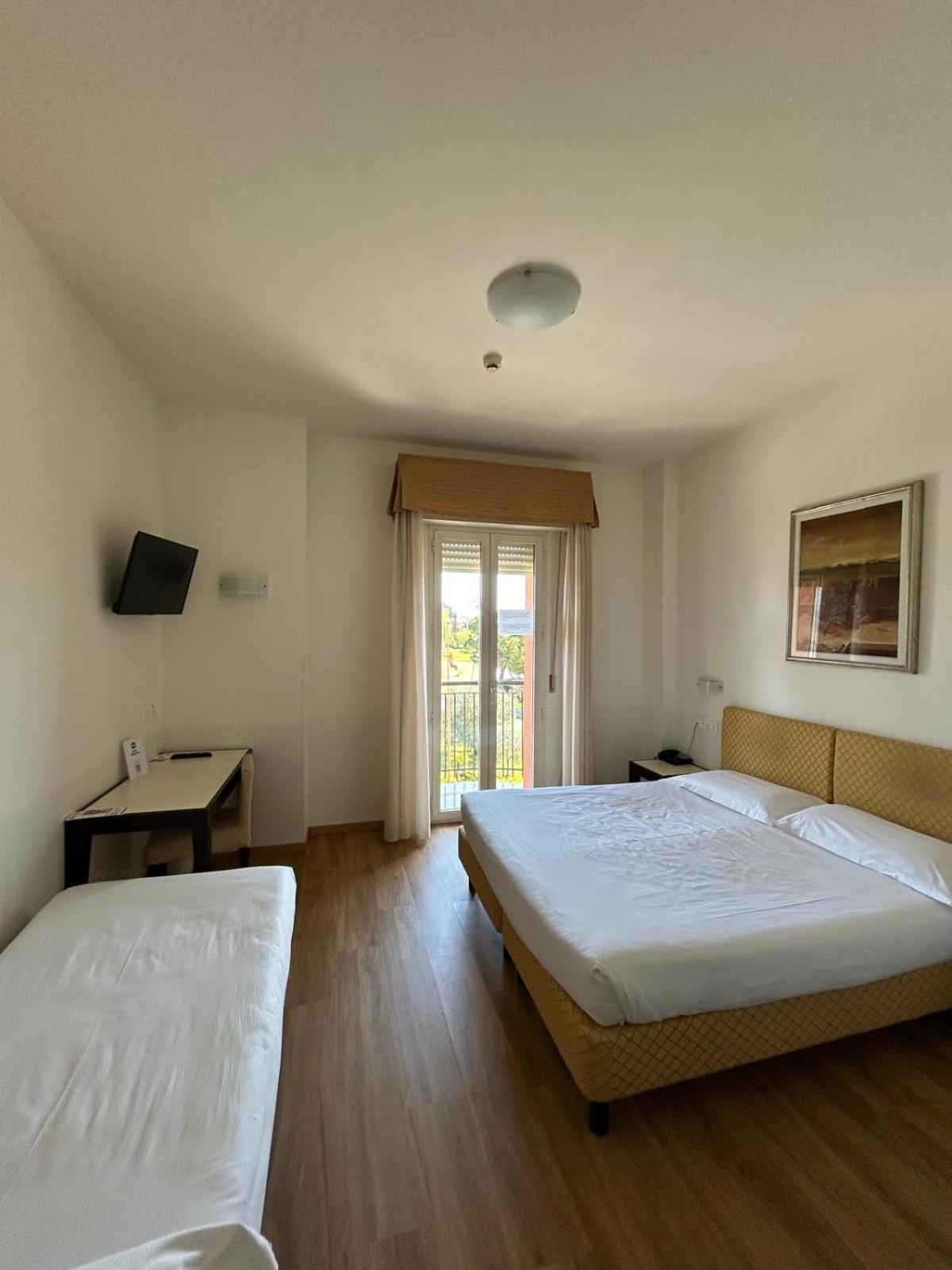 Best Western Cesena Hotel Ngoại thất bức ảnh